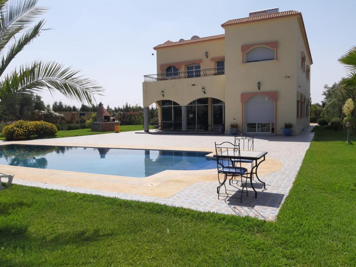 Riad Tanjil Nouaceur Bagian luar foto