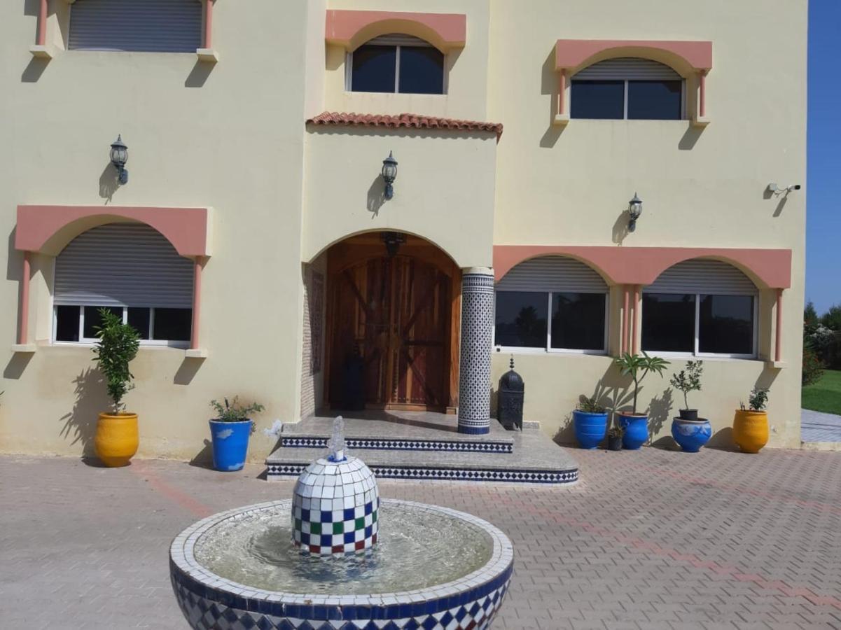 Riad Tanjil Nouaceur Bagian luar foto